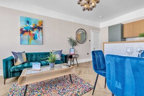 2 bedrooms