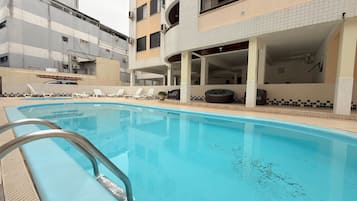 Apartamento | Piscina | Piscina externa