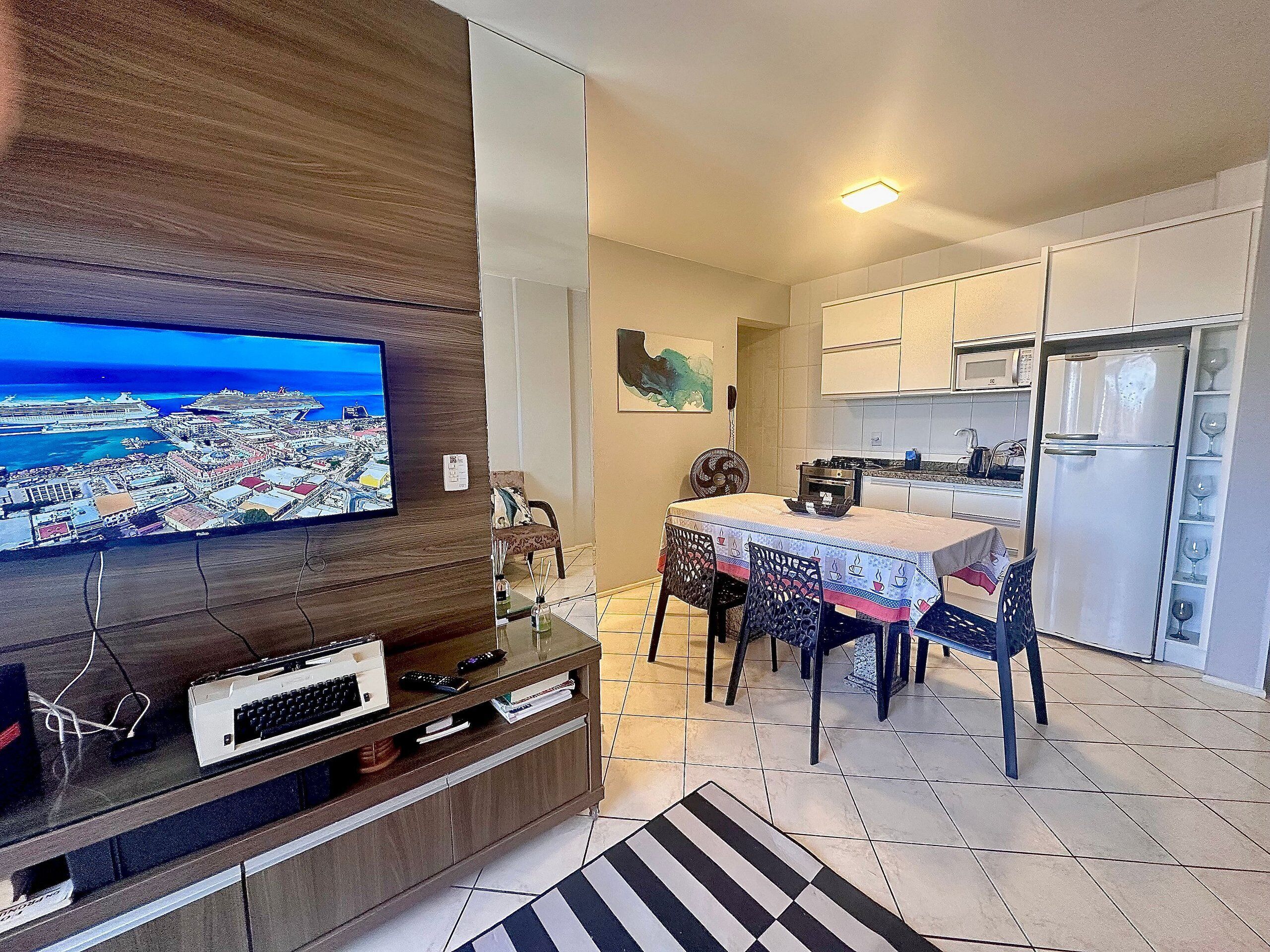 Apartamento | Cozinha privada | Chaleira elétrica, torradeira