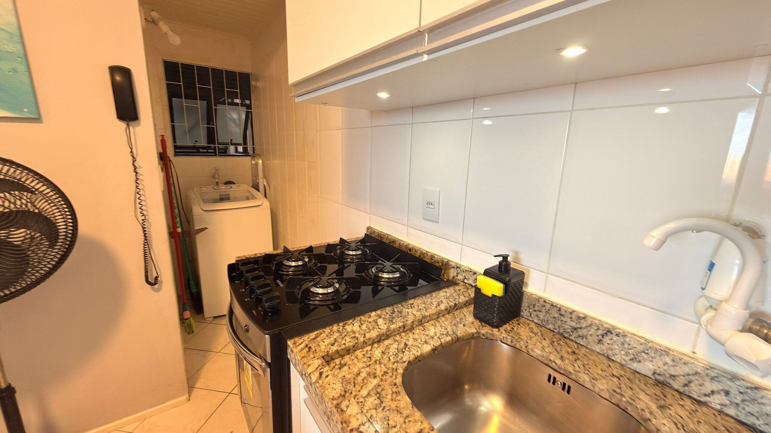 Apartamento | Cocina privada | Hervidor eléctrico y tostadora