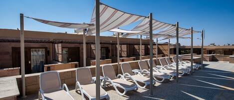 2 piscinas al aire libre