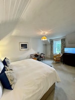 Habitación superior con 1 cama doble o 2 individuales, vistas al mar | Wifi gratis