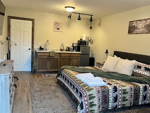 1 Schlafzimmer, Bügeleisen/Bügelbrett, kostenloses WLAN, Bettwäsche