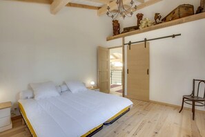 3 bedrooms