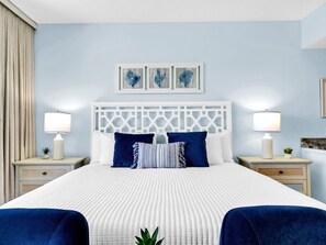 Bureau, fer et planche à repasser, Wi-Fi, draps fournis