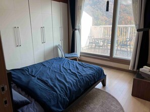 2 camere, una scrivania, Wi-Fi gratuito, lenzuola