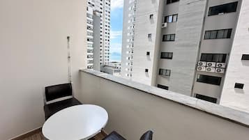 Apartamento | Opções para refeição ao ar livre