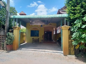 Façade de lâhĂ©bergement