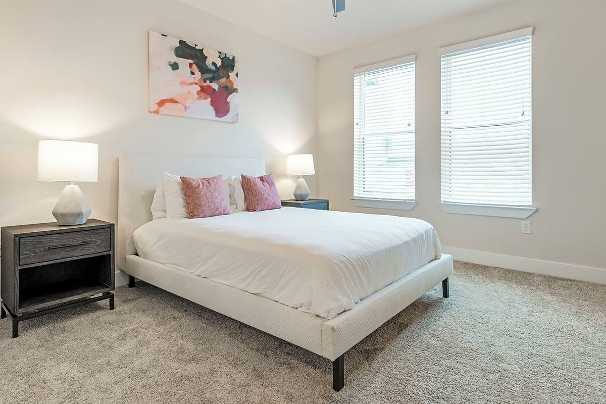 Apartment, 1 Bedroom | Individually decorated, individually furnished, iron/ironing board