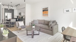 Apartment, 1 Bedroom | Living area