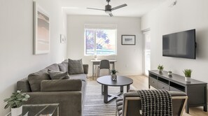 Apartment, 2 Bedrooms | Living area