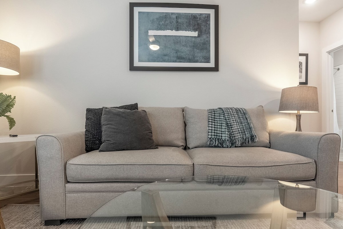 Apartment, 2 Bedrooms | Living area | 50-inch TV with digital channels