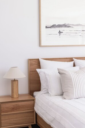 2 bedrooms, iron/ironing board, travel crib, free WiFi