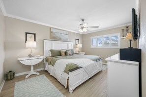 3 chambres, fer et planche à repasser, Wi-Fi gratuit, draps fournis