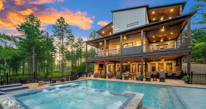 8 Bedroom, Sleeps 30, ATV access, Pool, Pickleball, Basketball, Creekside