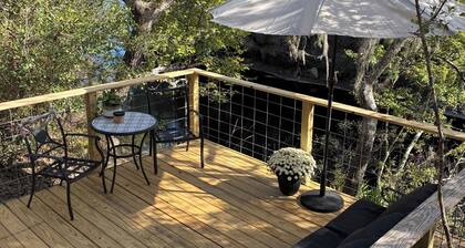 Charming 2-2 cabin in White Springs on the Suwannee River and Florida trail.