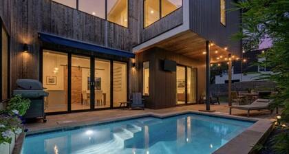 Elevated Luxury + Two Pools - Chelsea Oak Combo!