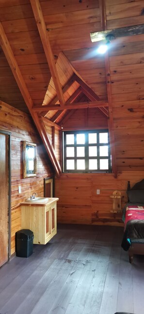 1 habitación y ropa de cama