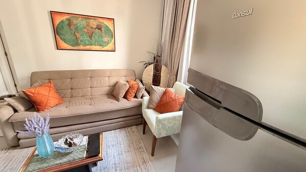 Studio | Living area
