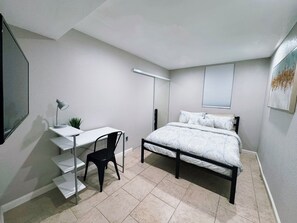6 chambres, fer et planche à repasser, Wi-Fi, draps fournis