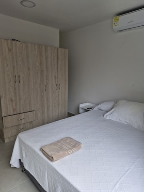 1 chambre, draps fournis