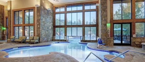 Innenpool, Außenpool