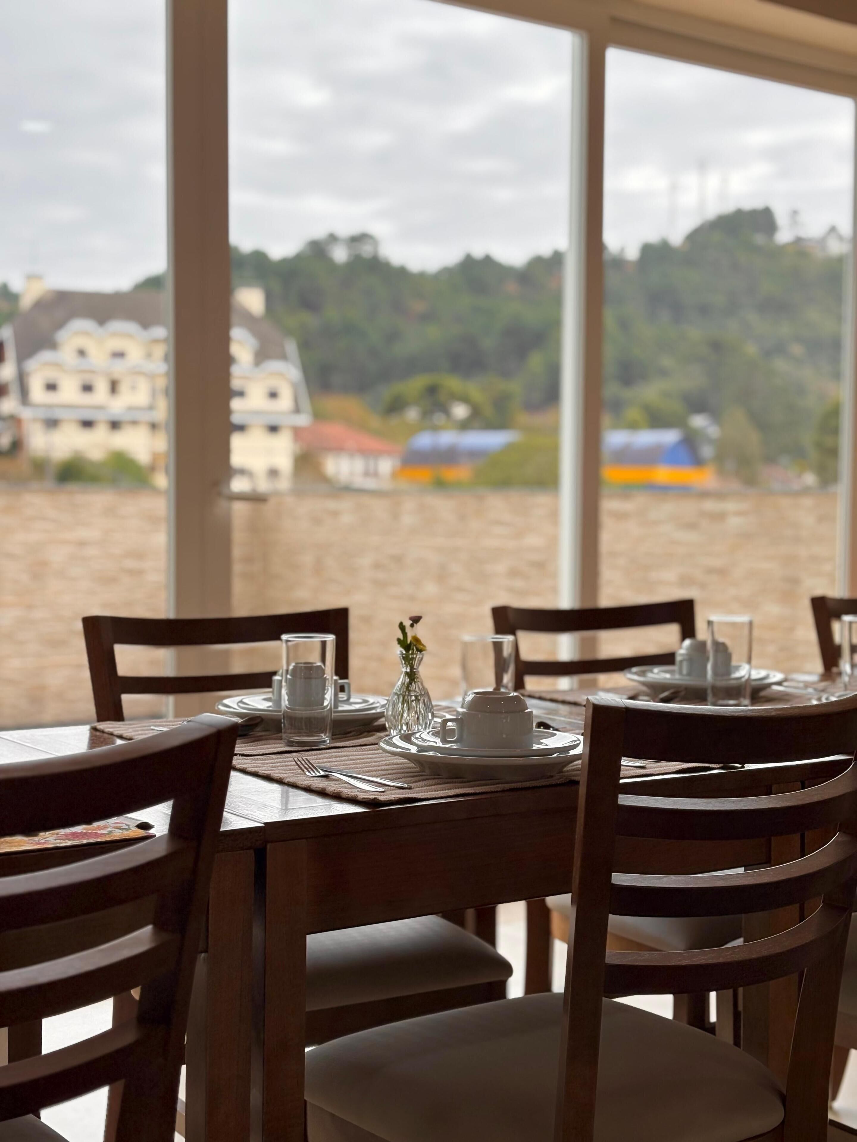 含每日全套早餐