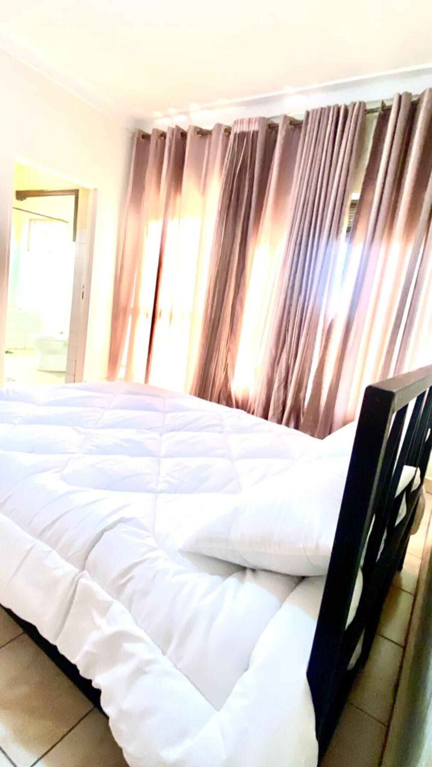 5 habitaciones, wifi y ropa de cama 