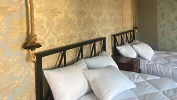 5 bedrooms, WiFi, bed sheets