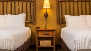 Bed sheets - Two Queen Fireplace Suite With Kitchen, Access to Pool, Hot Tub, and Gym (Rothschild)