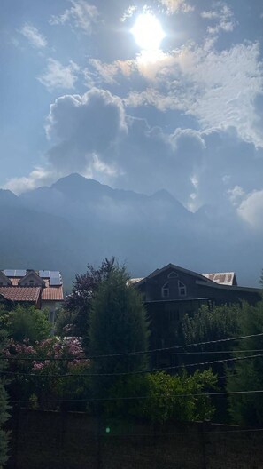 Room, Balcony, Mountain View - New Zamrood Holiday Home  (Srinagar)