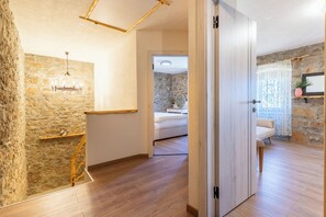 2 bedrooms, Internet - Villa Amarena with sauna and jacuzzi (Kvarner - Štivan) (Štivan)