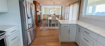 Drift Away - Recently renovated 4 BR Home w/Community Pool & Tennis