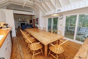 Dining - Pelican's Nest - Soundfront 3 BR home in Duck (Duck)