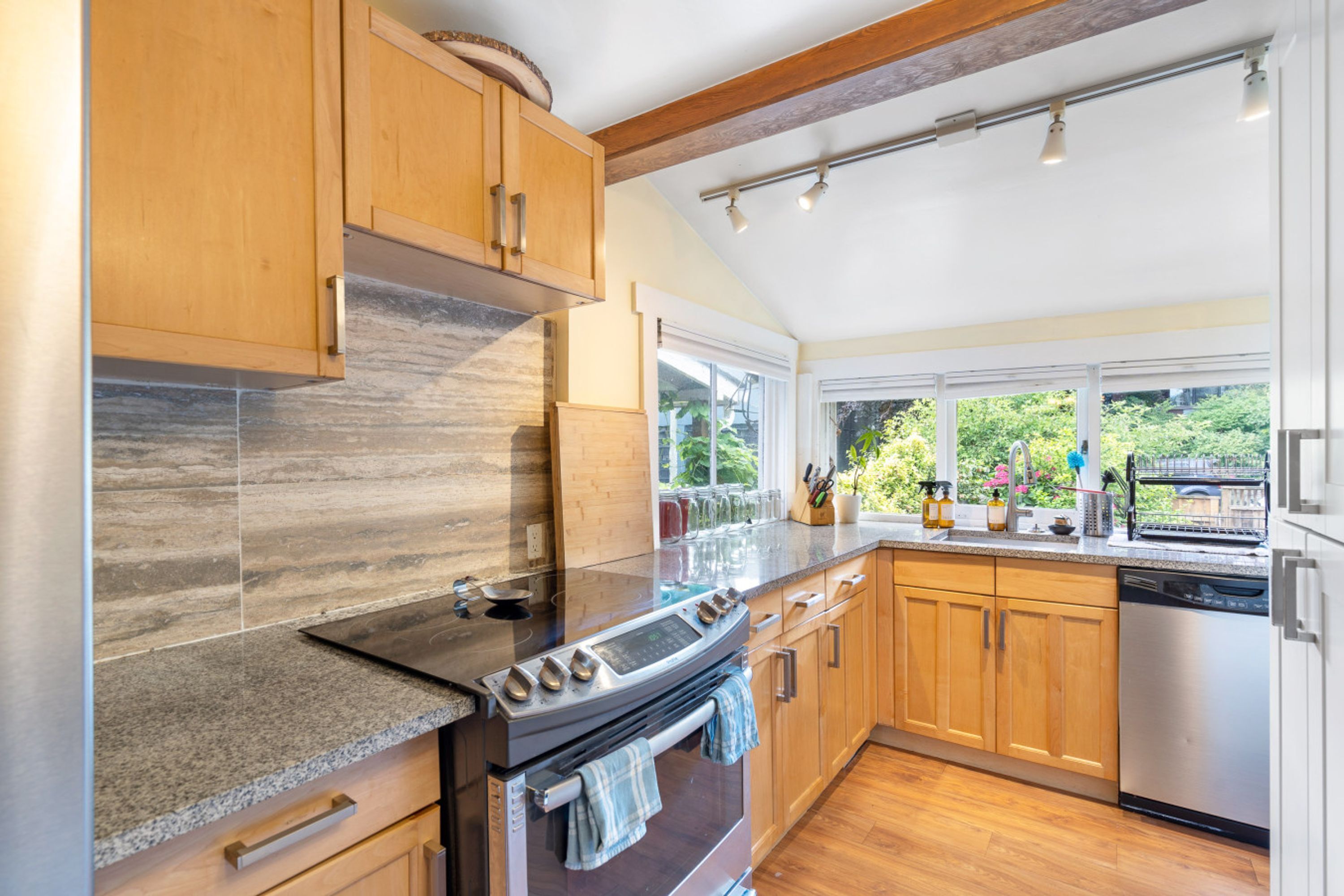 House | 2 bilik tidur 