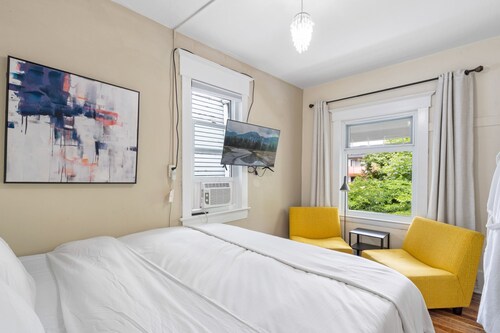 Peaceful Kits Garden Stay