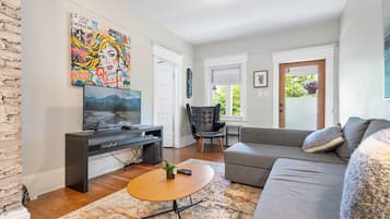 2 bedrooms