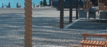 Lazy Dayz Cabin, 3 bedrooms, 2 baths with views of Lake Erie.