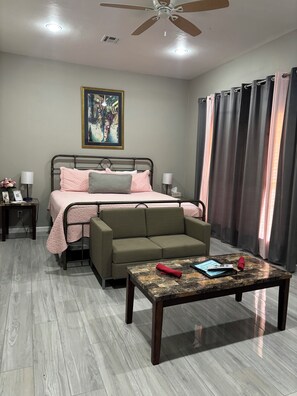 1 bedroom, iron/ironing board, WiFi, bed sheets