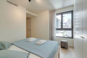 2 habitaciones, tabla de planchar con plancha y wifi gratis 