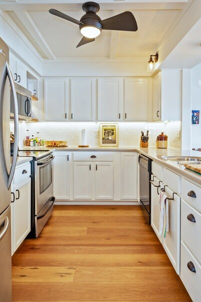 Cliffside Condo|10 min Canandaigua | 15 min Bristol Mountain: Lake