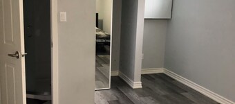 WB01-COZY PRIVATE ROOM WITH PRIVATE WASHROOM