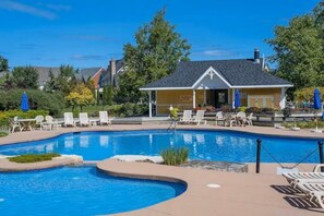 室外泳池、暖水池