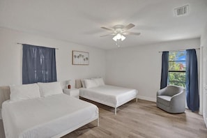 3 bedrooms, iron/ironing board, WiFi, bed sheets
