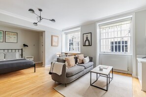 TV, stereo - Blueground | Marylebone, wifi, nr Regent's Park (London)