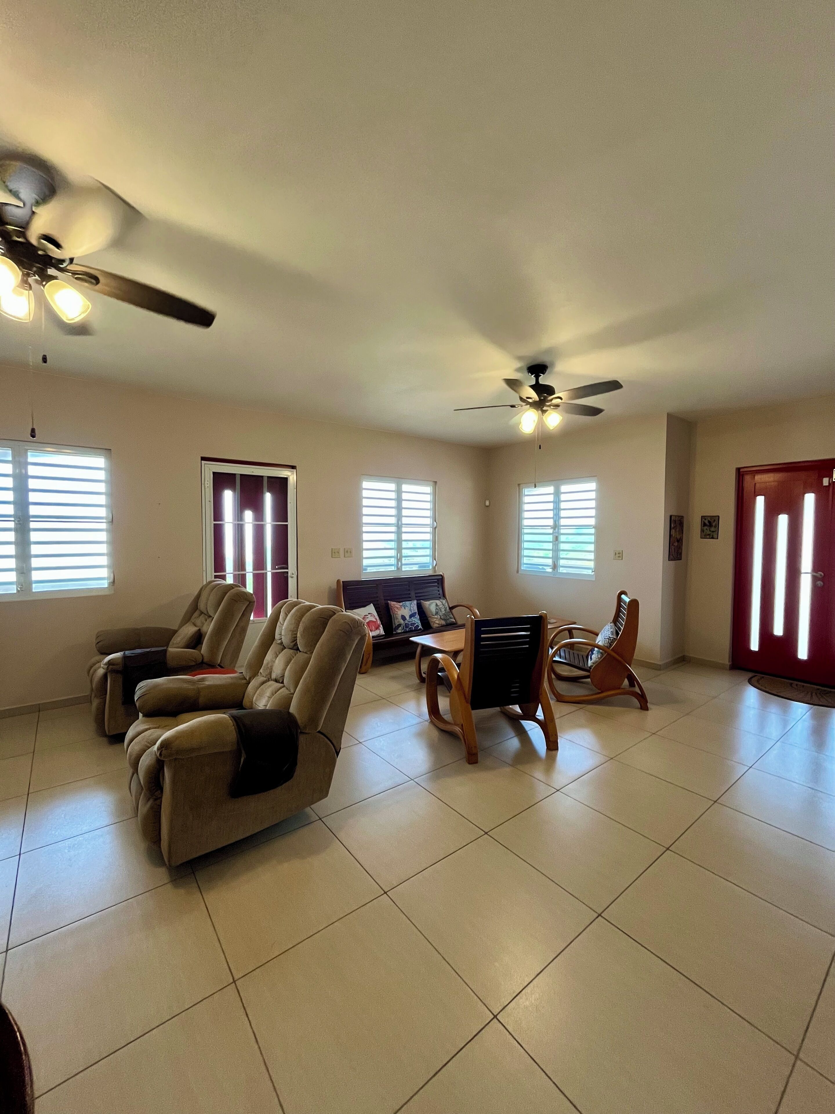 Rumah Keluarga, pemandangan samudra | Area keluarga