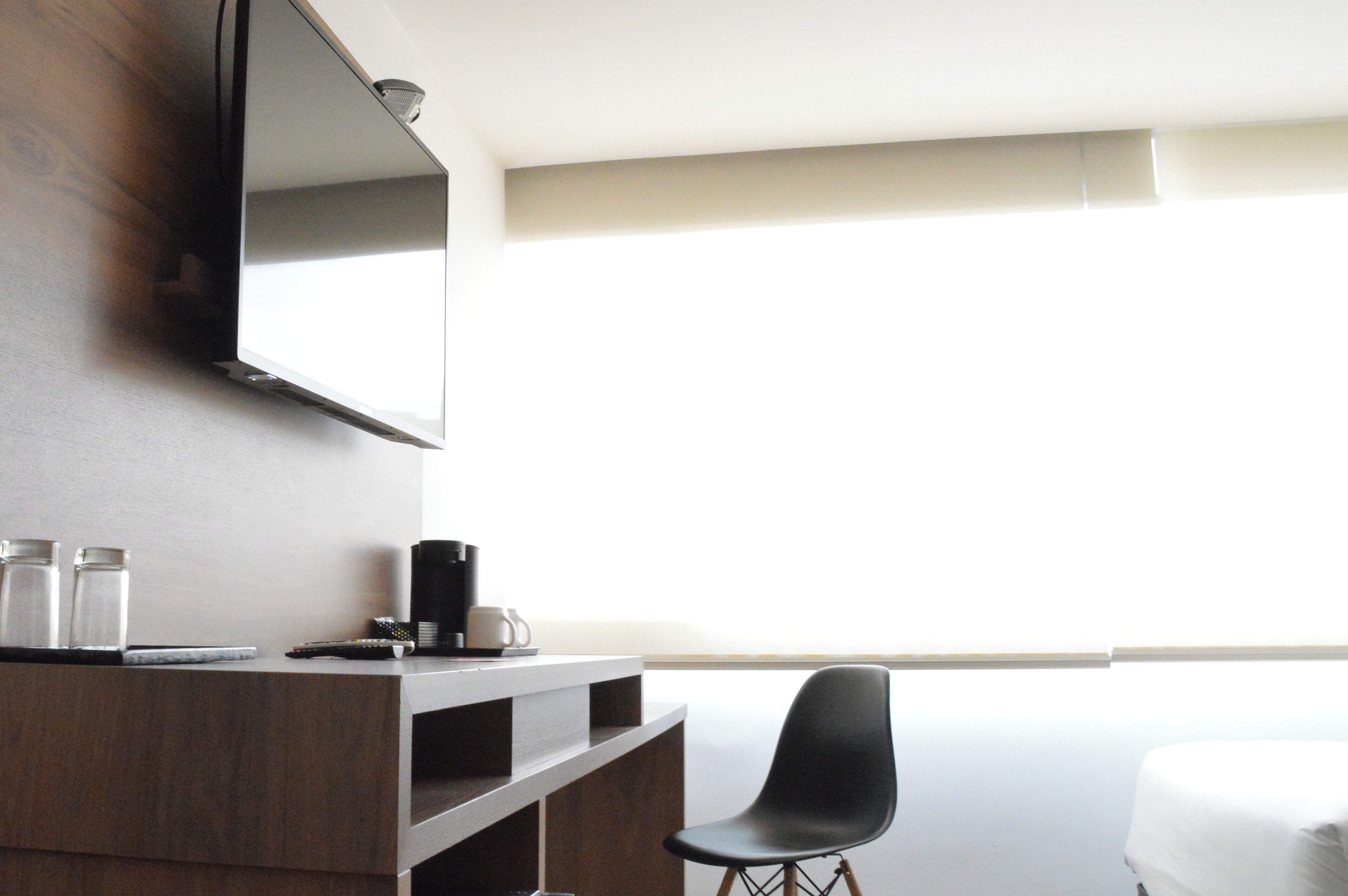 Standard trippelrum - utsikt mot staden | Vardagsrum