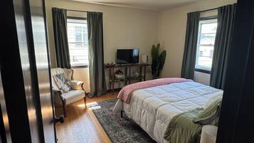 2 dormitorios, tabla de planchar con plancha, wifi gratis y ropa de cama