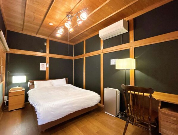 3 makuuhuonetta, silitysrauta/-lauta, Wi-Fi, vuodevaatteet