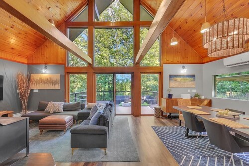 Stay at Chalet 11, 22